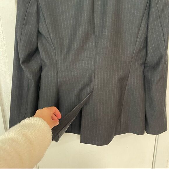 Calvin Klein gray blazer  - Picture 4 of 9